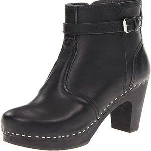 Swedish Hasbeens 465 Ankle Boots in Black/Black - Size 38/7